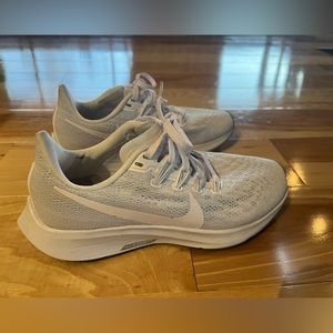 White Nike Pegasus Running Shoe Size 6